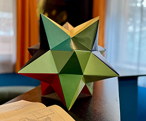 Origami Lesser Stellated Dodecahedron – Polyhedra Origami